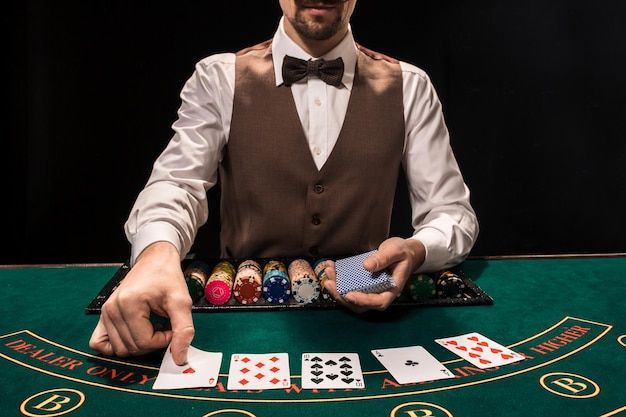 SlotsUp Live Casino